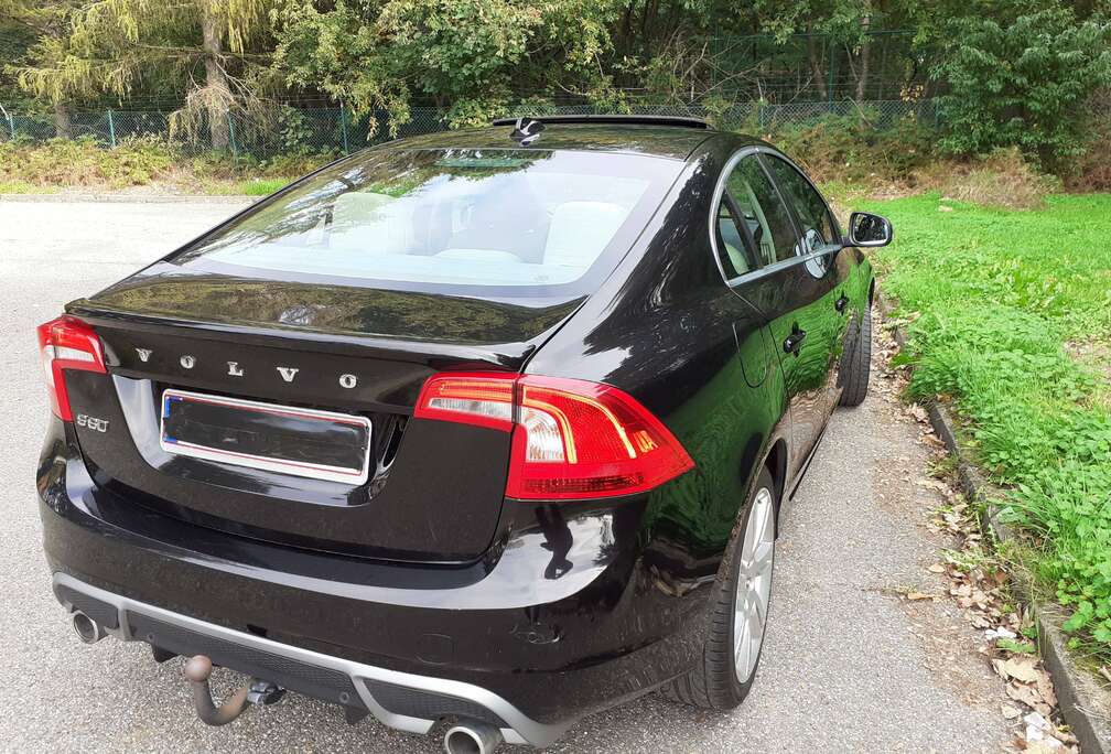Volvo S60 2.0 D3 Summum Geartronic