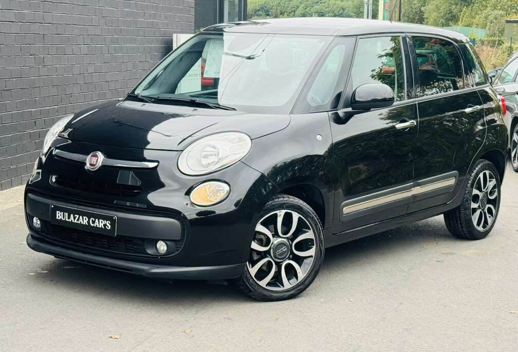 Fiat 500L Living 1.3 Multijet Lounge*TOTI PANO*NAVI*GAR