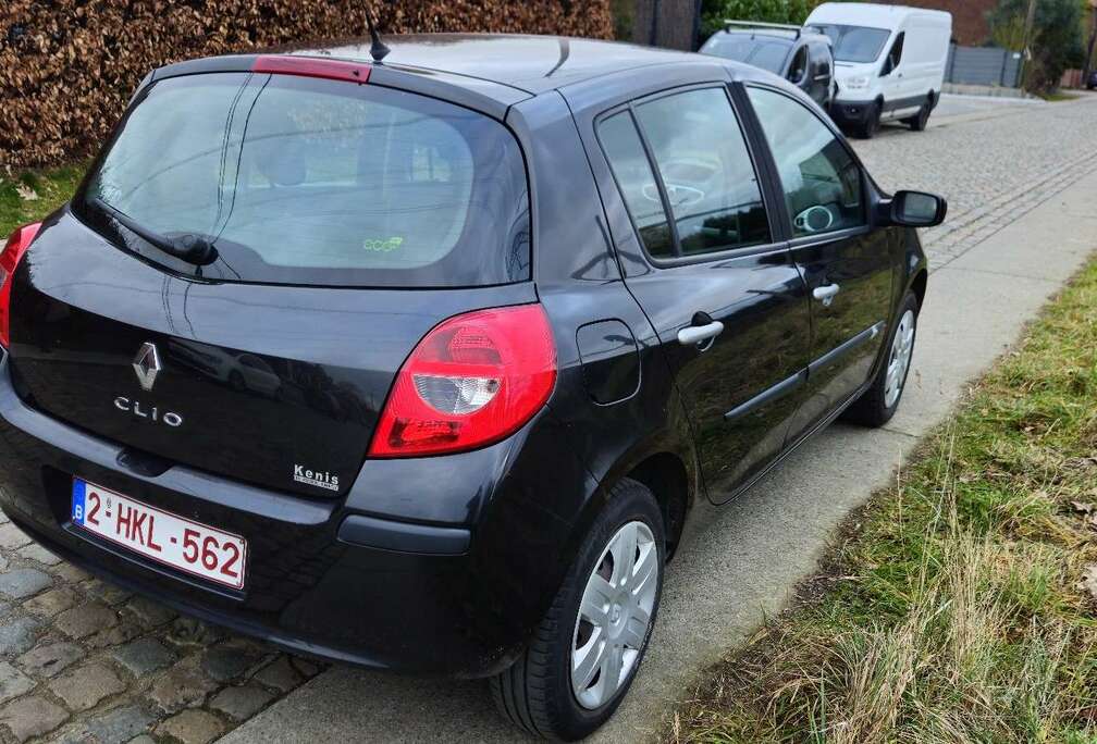 Renault 1.2i/airco/demande d\'immatriculation