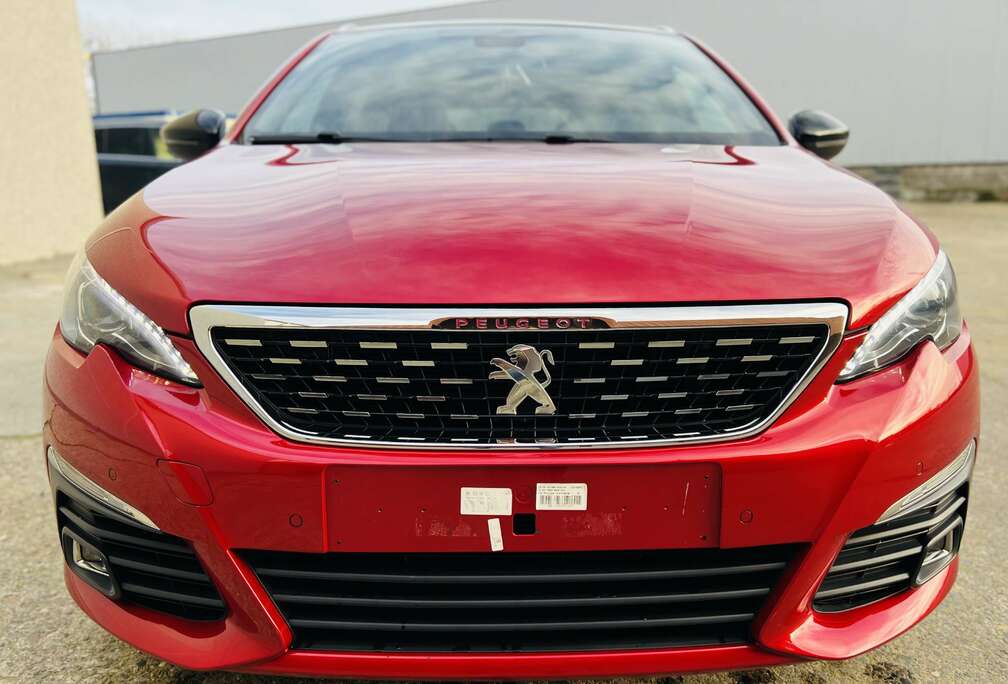 Peugeot SW 1.2 PureTech GT Line NAVIGATIE  PANO-DAK CAMERA