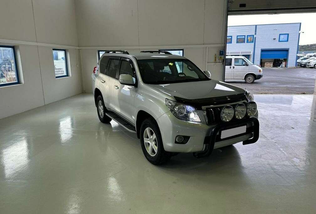 Toyota Landcruiser 3.0 D-4D Legend