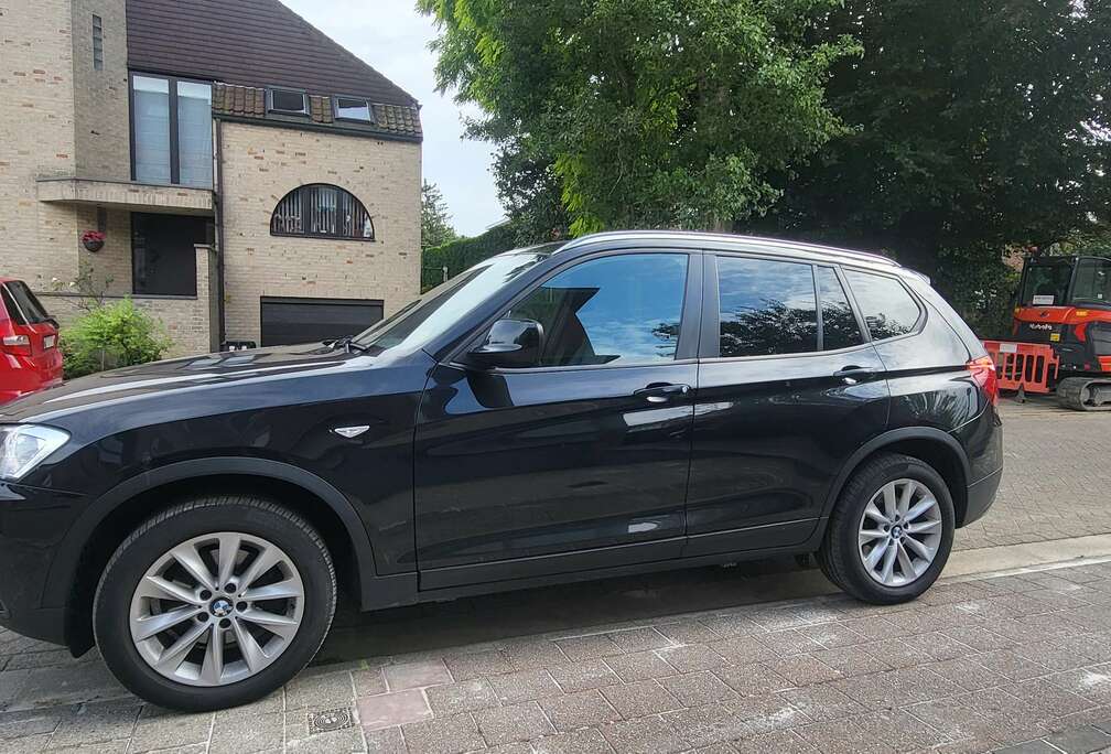 BMW X3 3.0 dA xDrive30. 7024€HTVA