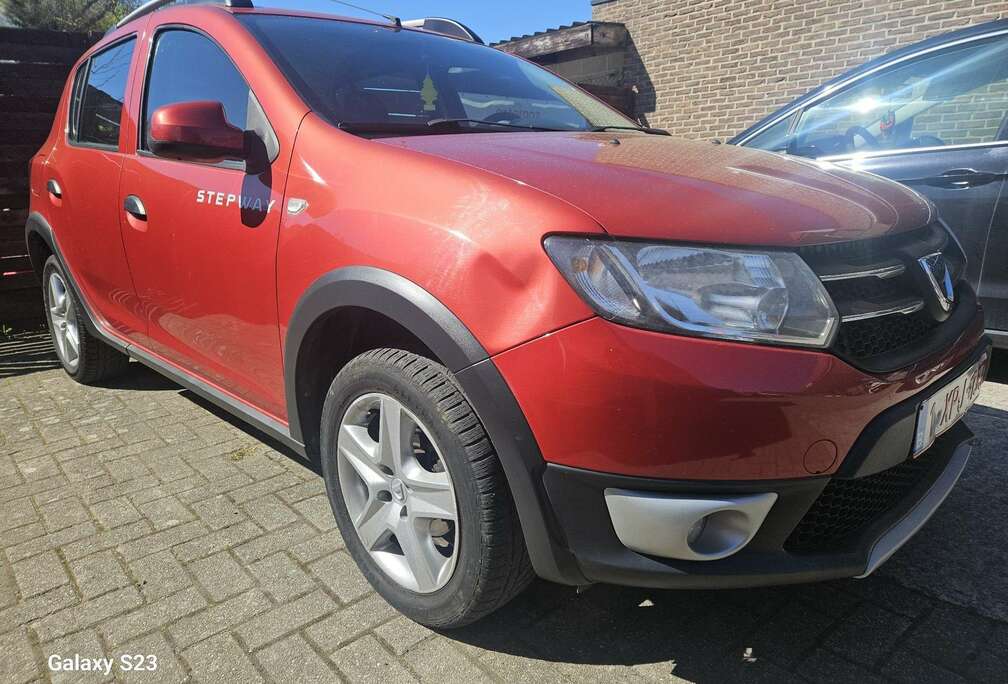 Dacia Stepway 1.5 dCi 90 CV Carplay Barre de toit