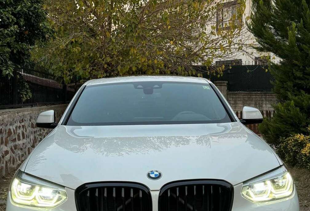 BMW 2.0 dA xDrive20 MHEV AdBlue PACK M SPORT