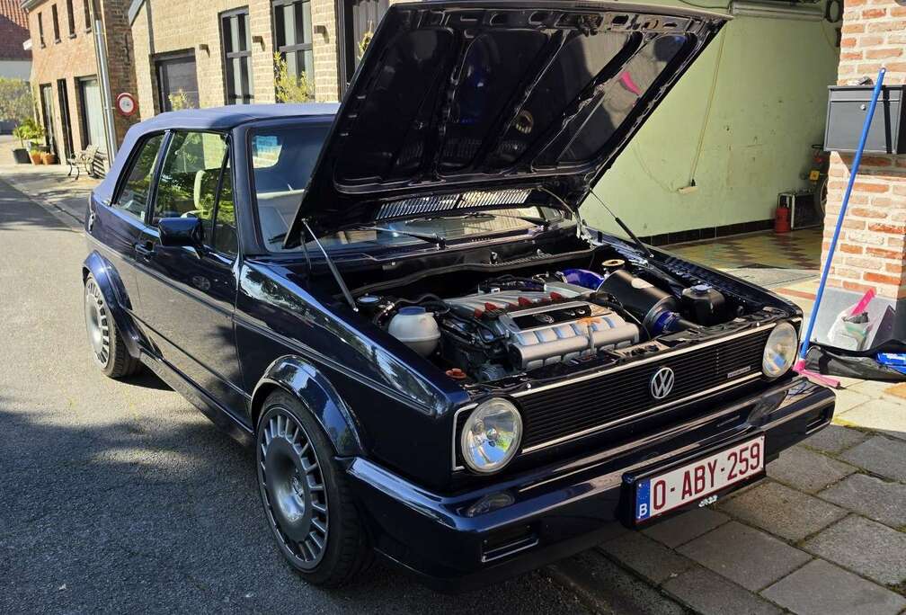 Volkswagen r32