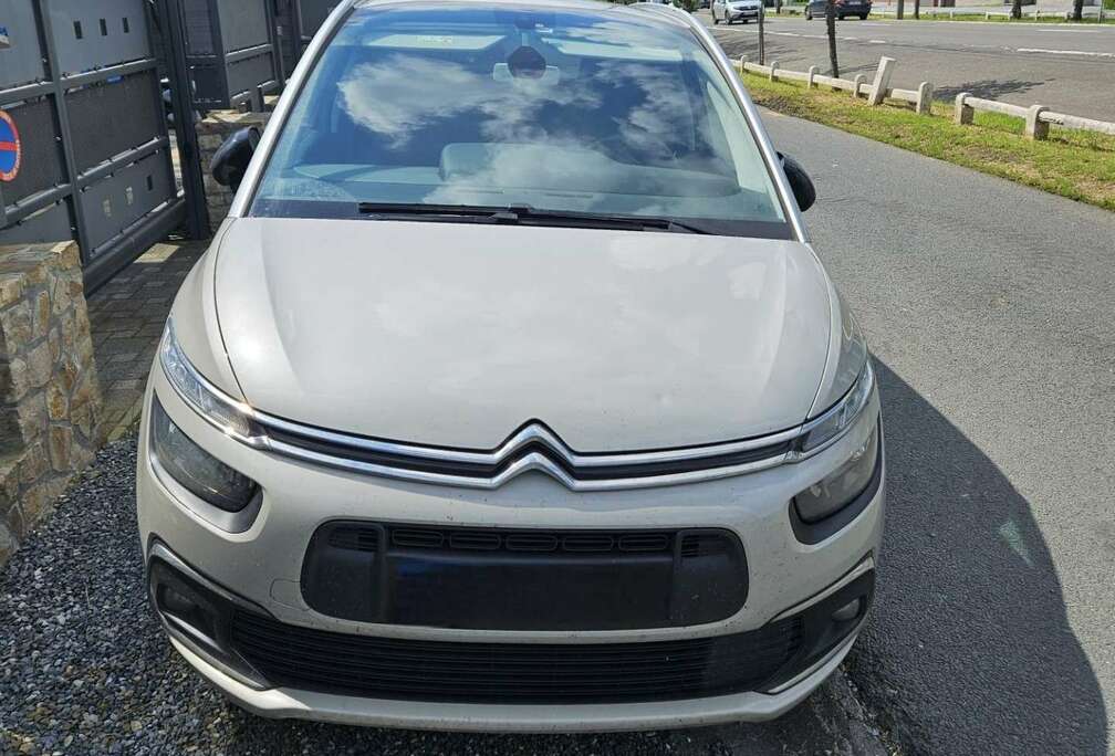 Citroen 1.5 BlueHDi Feel  7 places