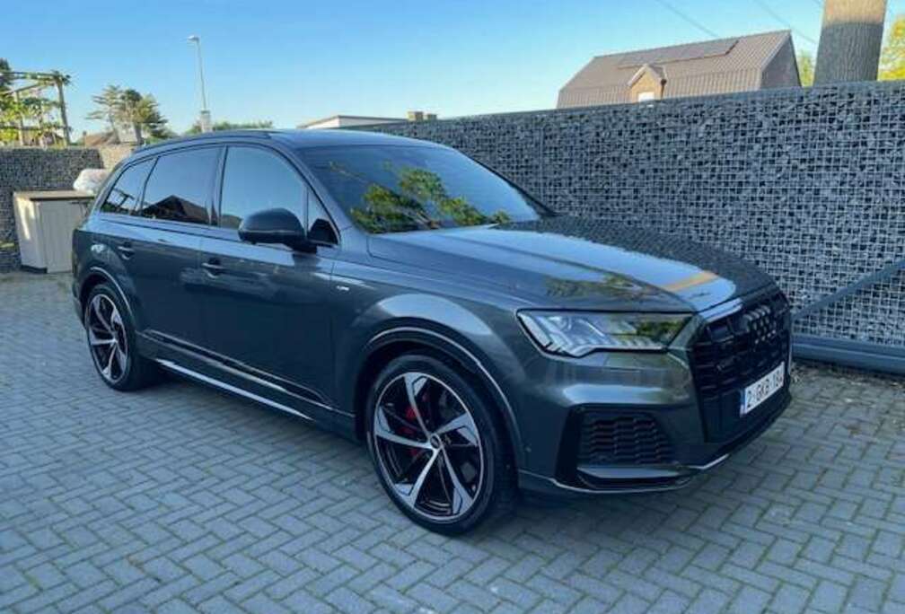 Audi Q7 55 TFSI e quattro tiptronic S line