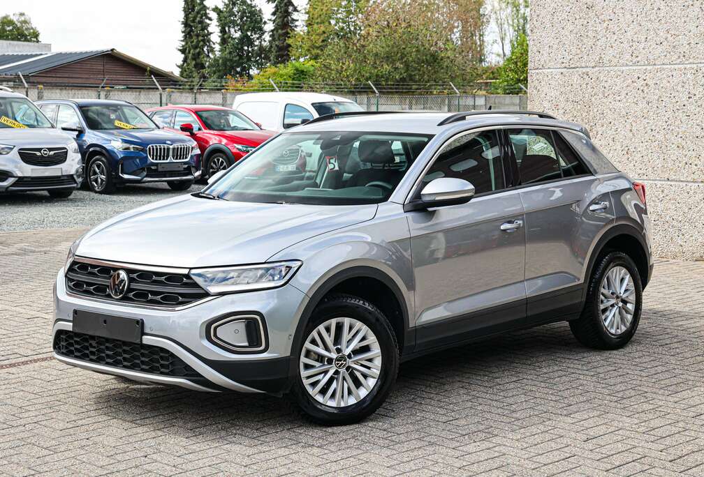Volkswagen LIFE-UITVOERING*SLECHTS-12500KM!!*AUTOMAAT*ACHTERUITRIJCAMERA*NIEUWSTAAT*