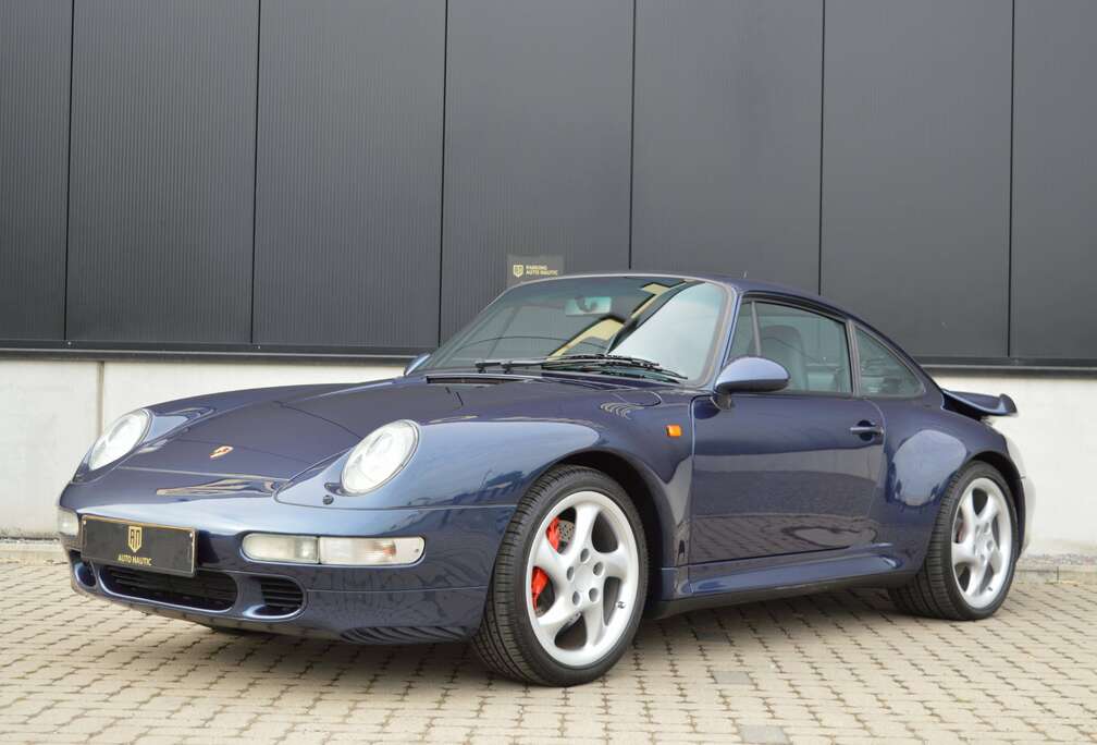 Porsche 911 Turbo 3.6i coupé - Manual gearbox - Collectors item !