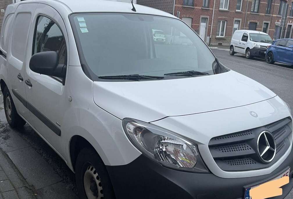 Mercedes-Benz Gsm: 0492405979