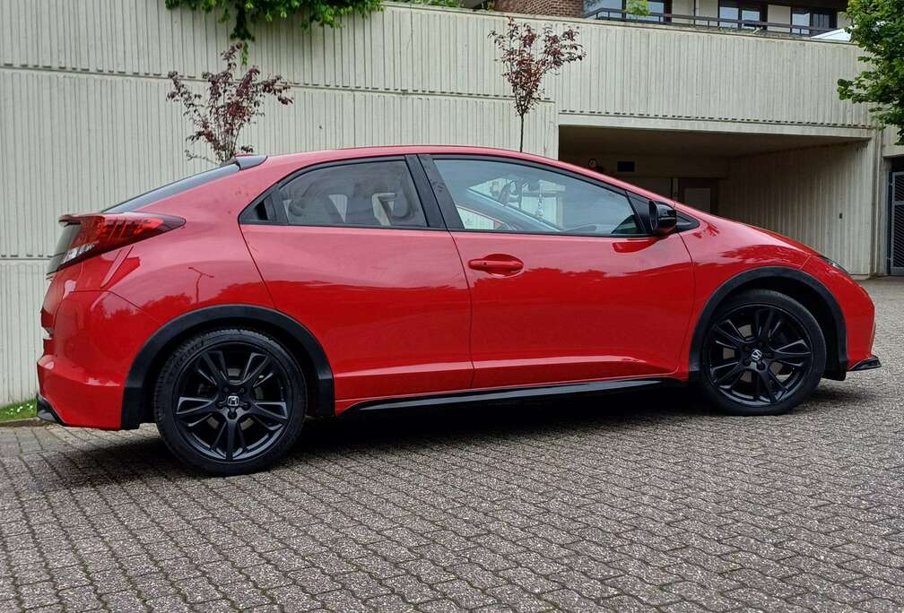 Honda 1.8i  Sport Black Edition