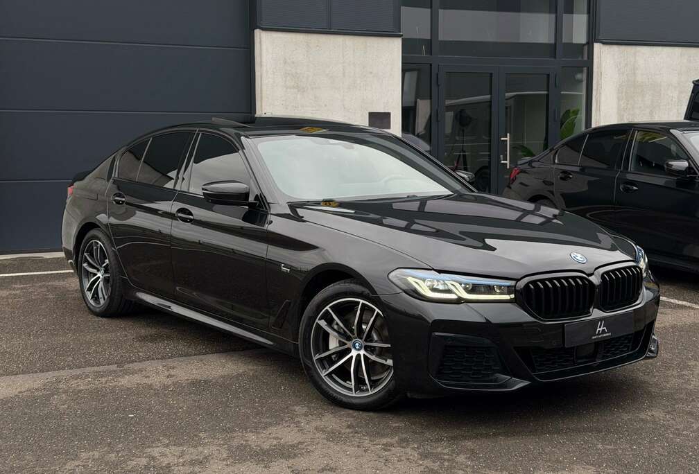 BMW 520e M pack *Black edition/ Full options/ Garantie