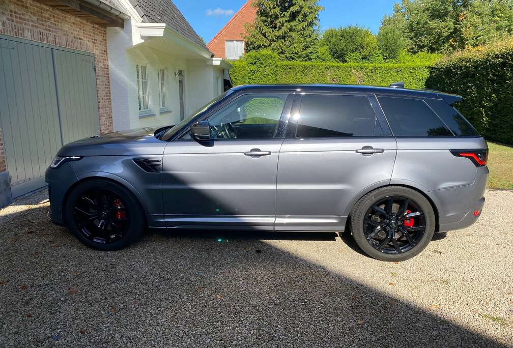 Land Rover Range Rover Sport P575 5.0 V8 SVR