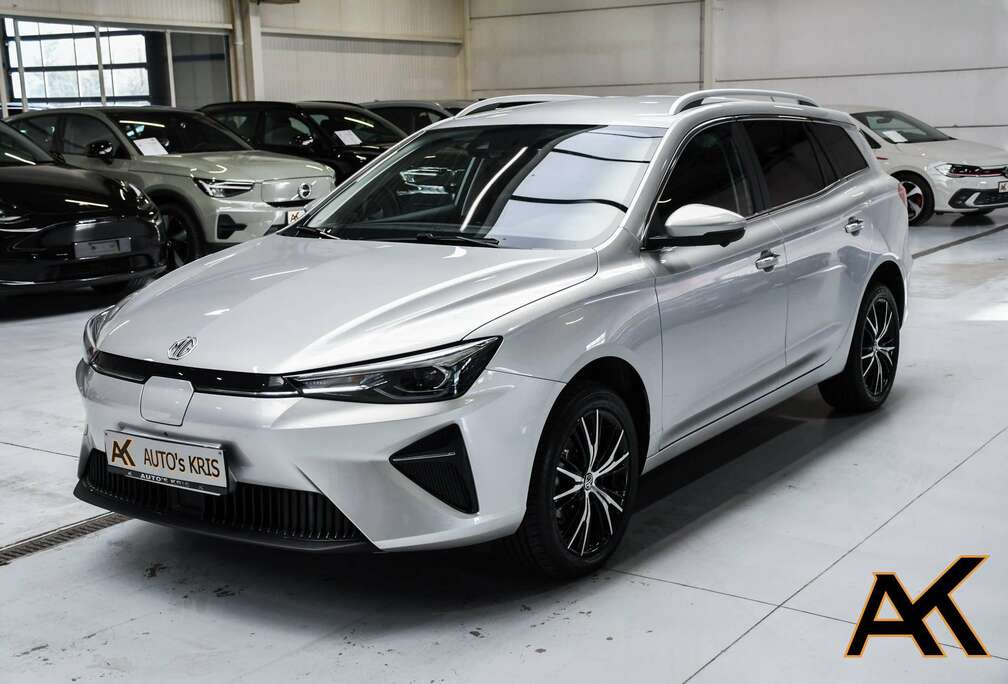 MG 5 Maximal Luxury - LEDER / NAVI / CAMERA / ACC