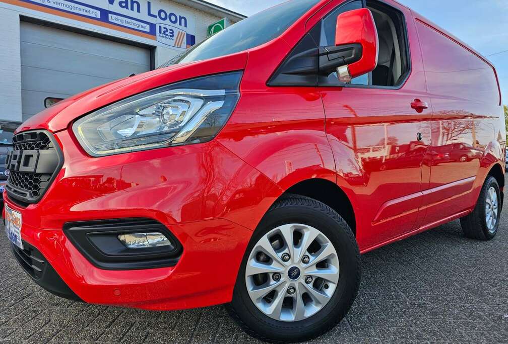 Ford 2.0 TDCi L1H1 Limited, Carplay, Cam, Trekh, VerwSt