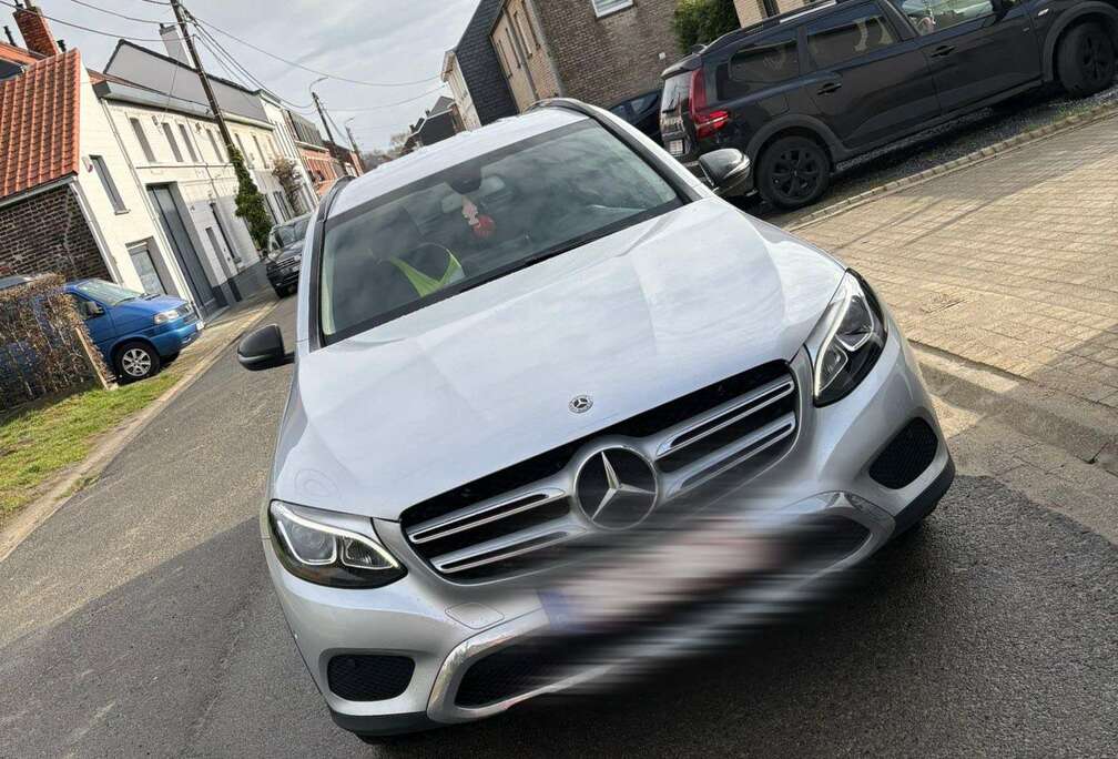 Mercedes-Benz Coupé d 4-Matic