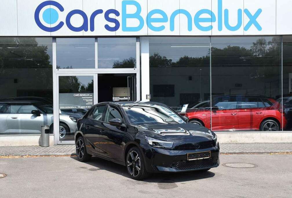 Opel 1.2 Turbo GS REGUL LANE SIDE CAM JA17 1° MAIN