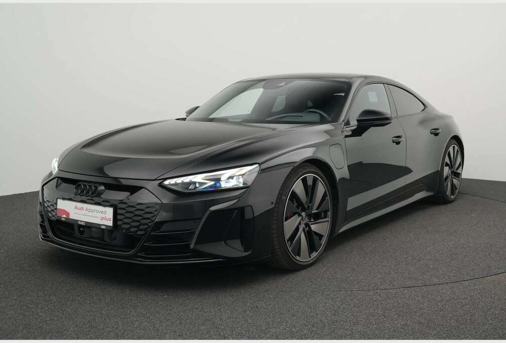 Audi quattro 350,00 kW /Vierwielsturing/Luchtvering/Pano/Zetelventilatie/Matrix/B&O/360°/Headup/Sportzete