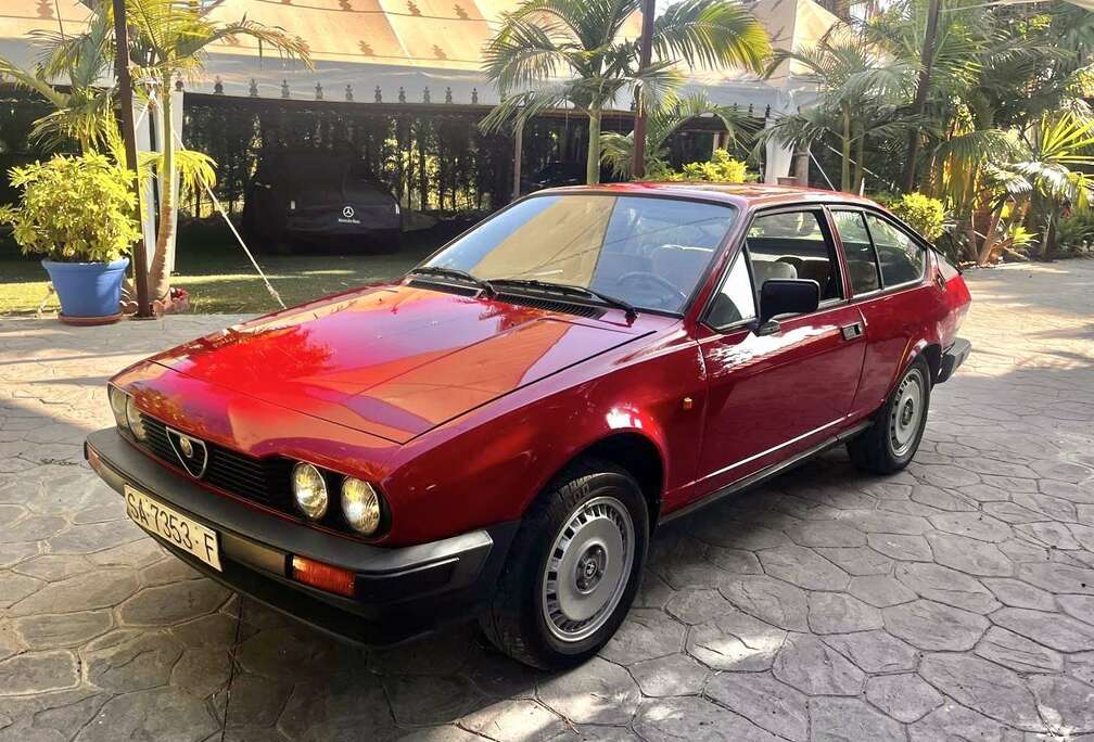 Alfa Romeo 2.0 Unieke Staat, Roestvrij 100.000 Km’s!