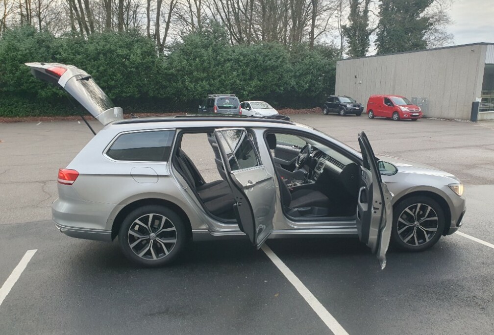 Volkswagen Passat Variant 1.6 TDI Panoramisch dak