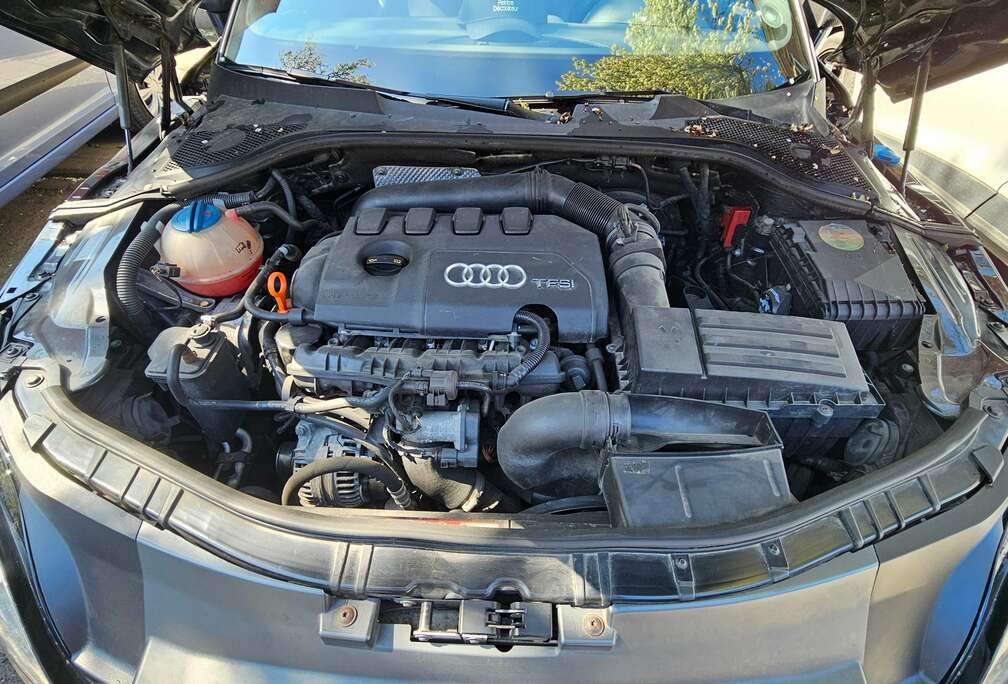 Audi TT Roadster 1.8 TFSI S line