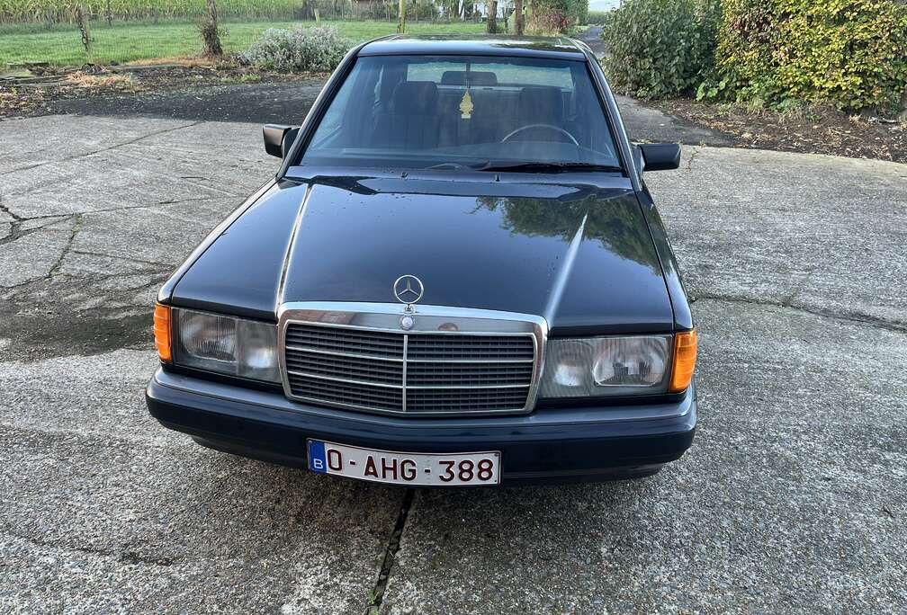 Mercedes-Benz E 1.8