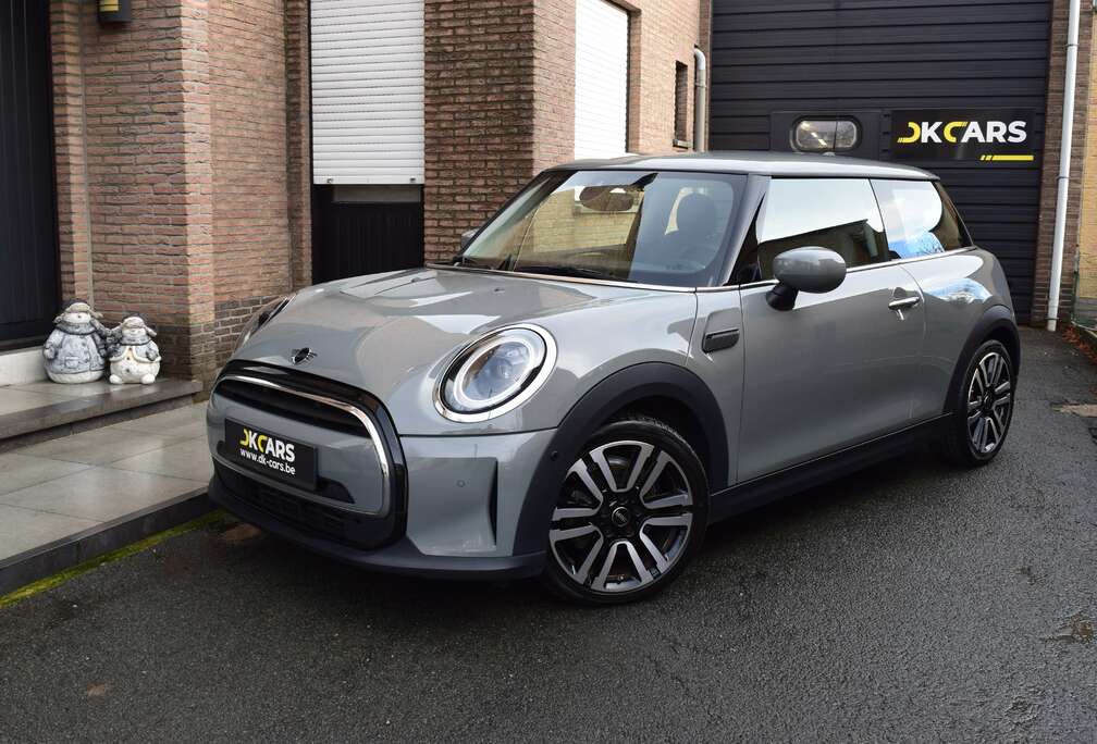 MINI 1.5i - NAVI / LED / CARPLAY / 1/2LEDER / 17\