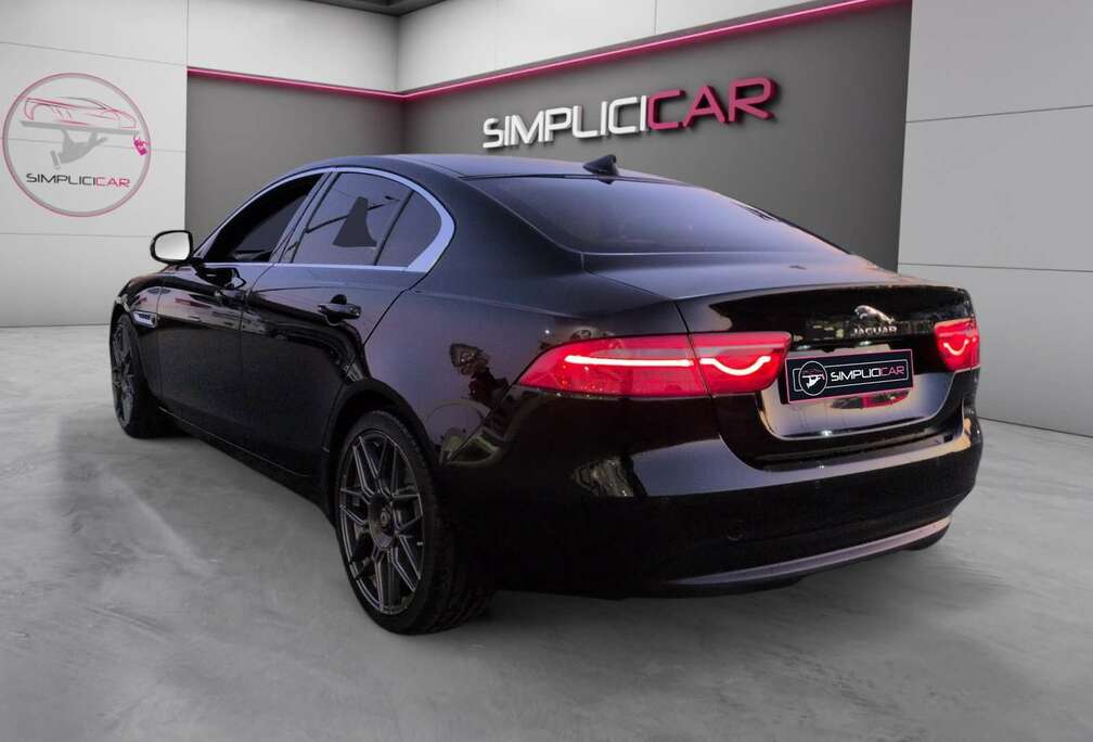 Jaguar XE 2.0 D E-Performance Business Ed.R-Sport