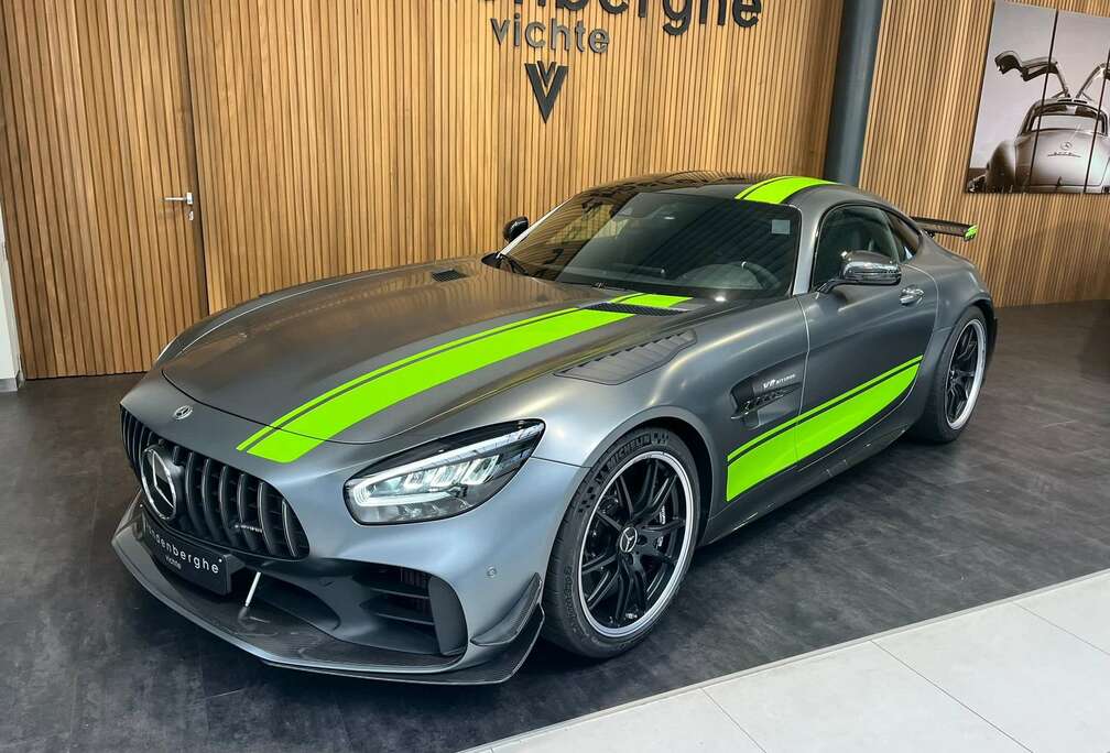 Mercedes-Benz 4.0 V8 BiTurbo R Pro - 1 of the 750 worlwide