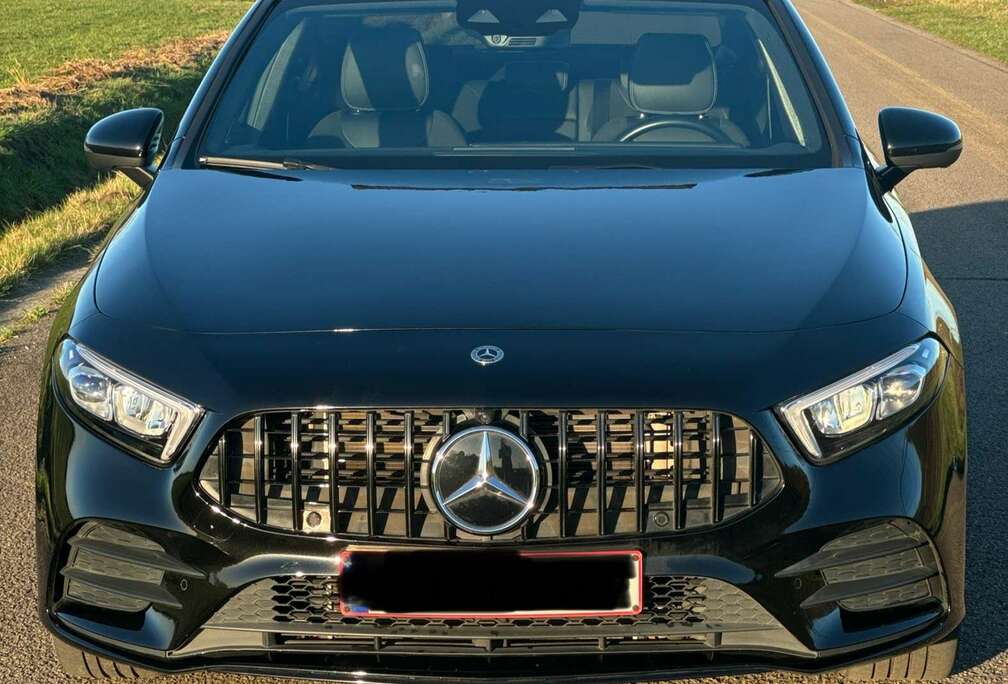 Mercedes-Benz e 8G-DCT AMG Line