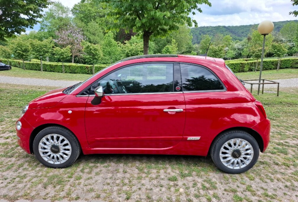 FIAT 500 RED