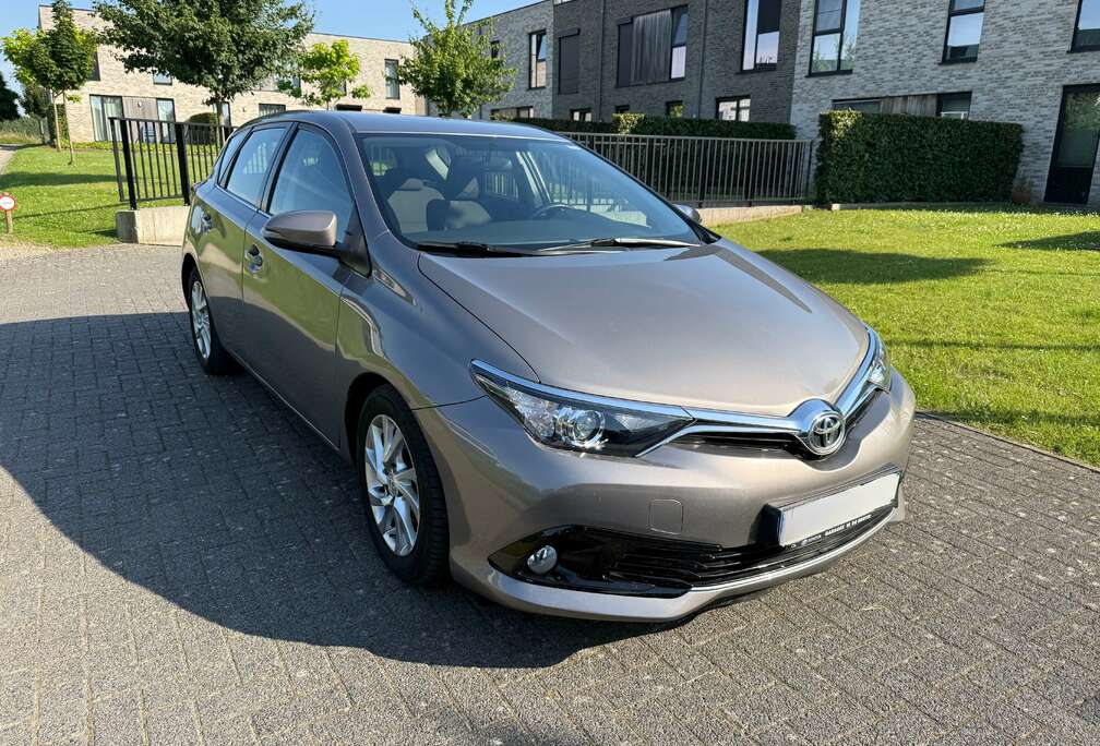 Toyota Auris 1.2 Turbo Dynamic Multidrive S