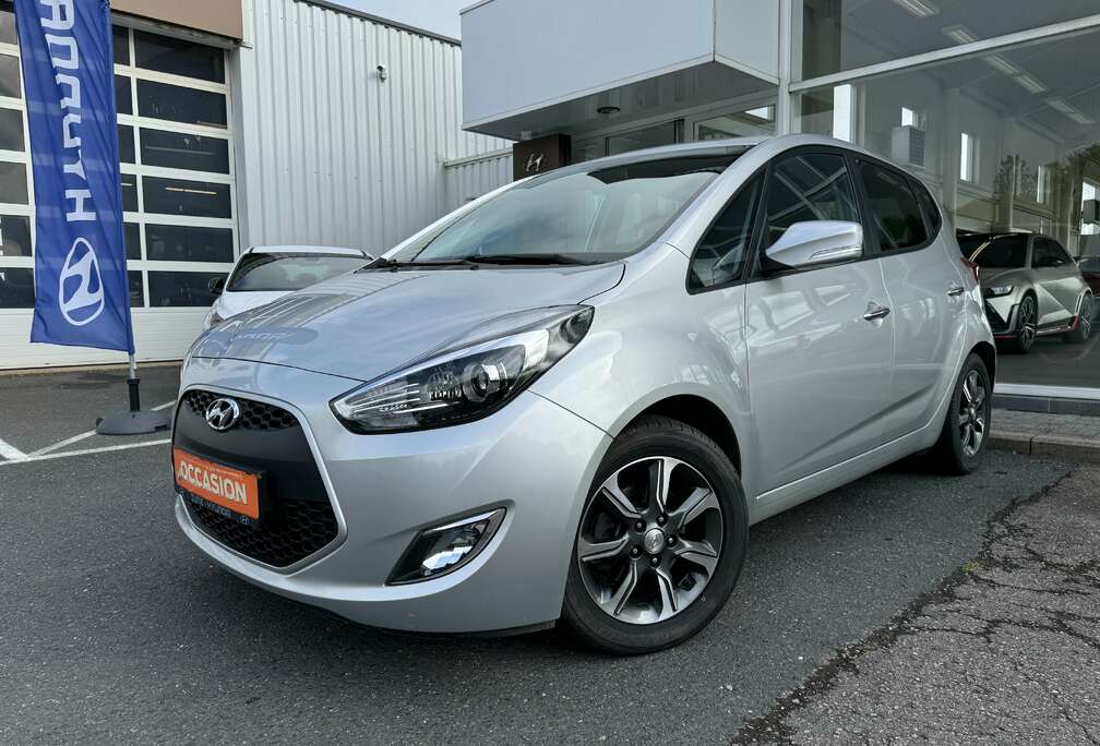 Hyundai 1.6i Pop automatique/ 12MOIS GARANTIES