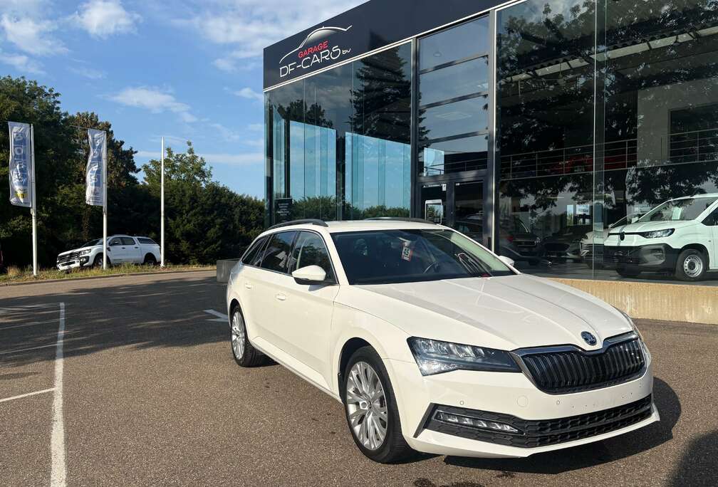 Skoda Superb Combi PHEV 1.4 TSI Ambition DSG (160 kW)