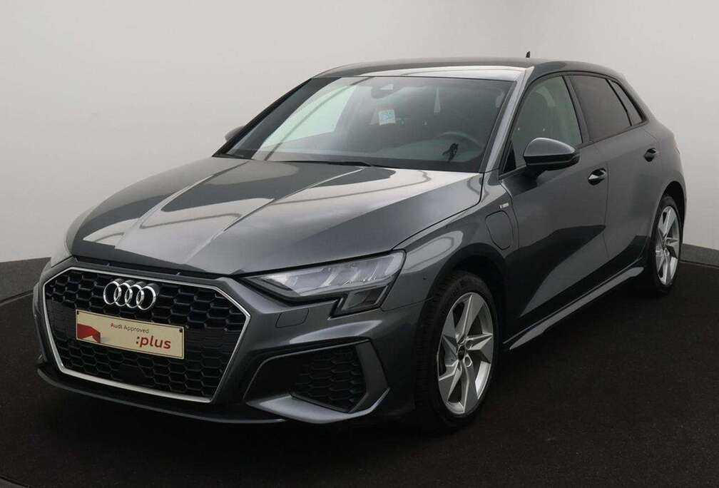 Audi Audi A3 Sportback PHEV 2X S line 40 TFSIe 204PK *AUTOMAAT*PDC*VIRTUAL COCKPIT*CRUISE*NAVI*APP-CONNECT*KEYLESS GO*...*