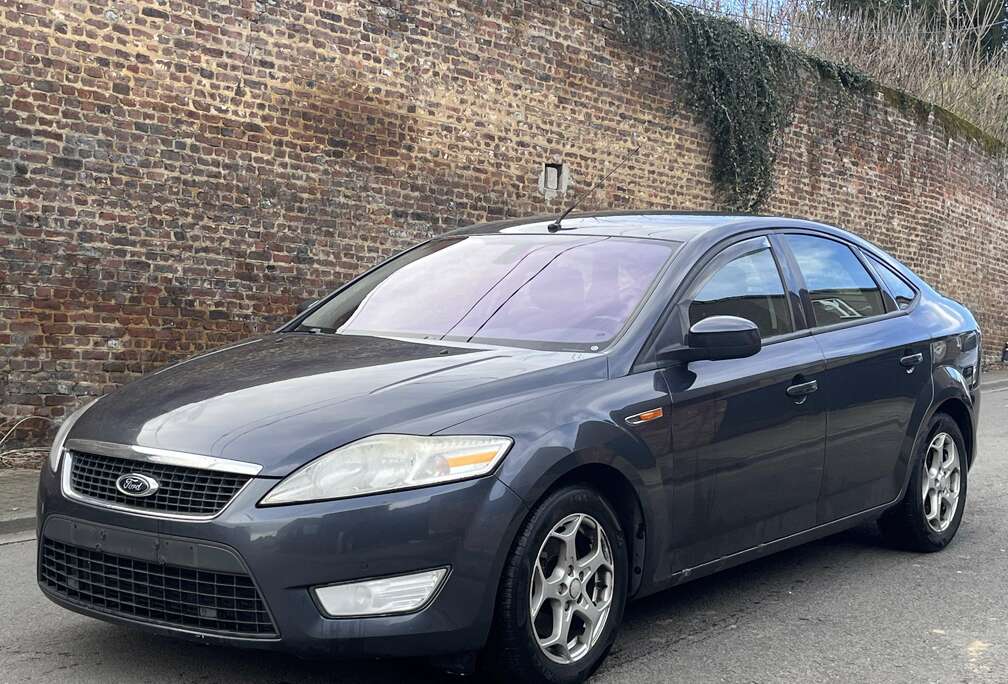 Ford Mondeo 1.8 TDCi Ghia