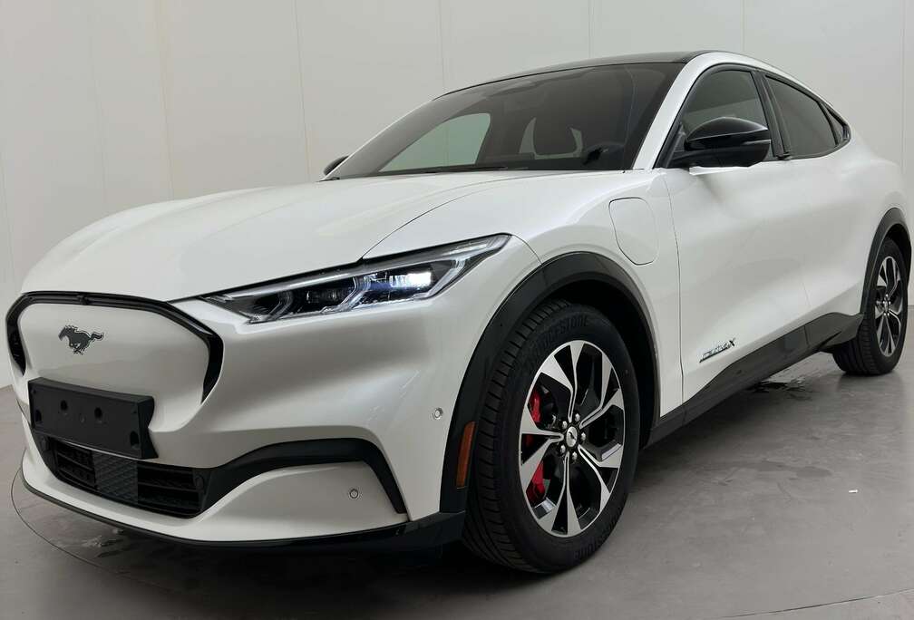 Ford Mustang Mach-E AWD PREMIUM