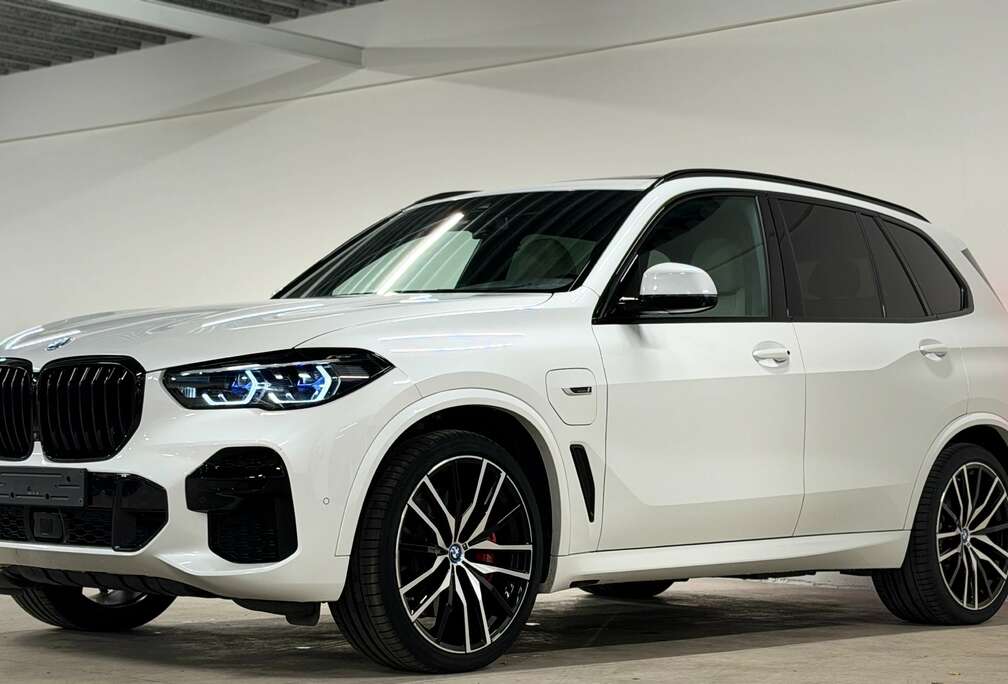 BMW xDrive45e MPack Laser SkyLounge 360view ACC HUD