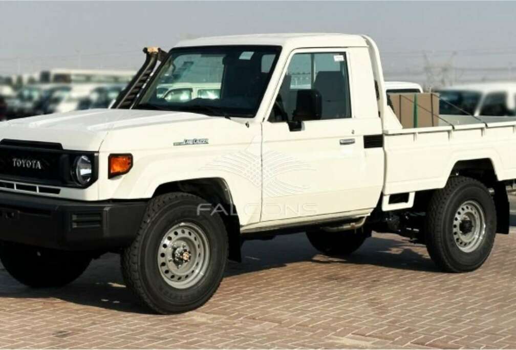 Toyota 79 SC GRJ 4.0L  Petrol NEW 2025 ONLY  EXT OUT EU