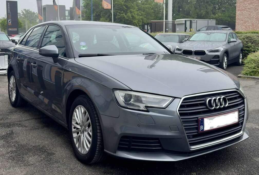 Audi Sportback 1.5 TFSI ACT S tronic