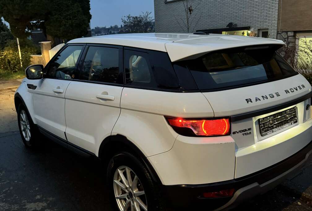 Rover Evoque 4 X 4 2.2L Full Option