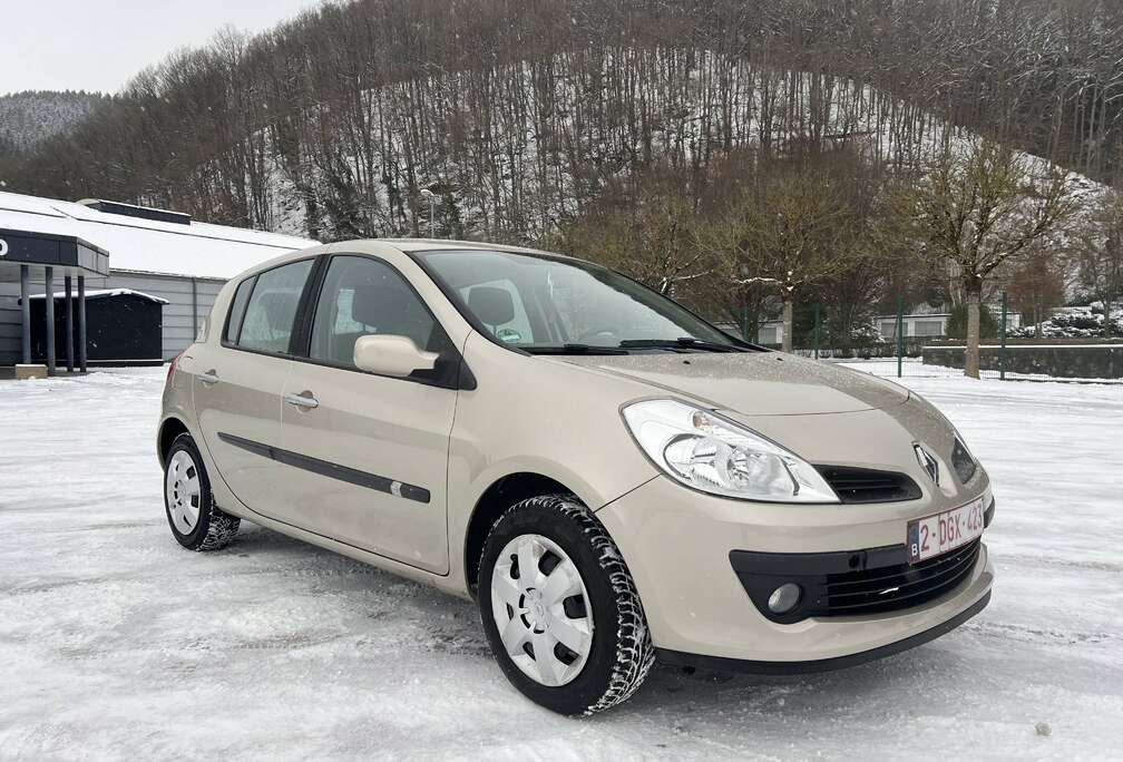 Renault 1.6i *SIEGE CHAUFFANT*CLIM*CRUISE CONTROL*RADIO