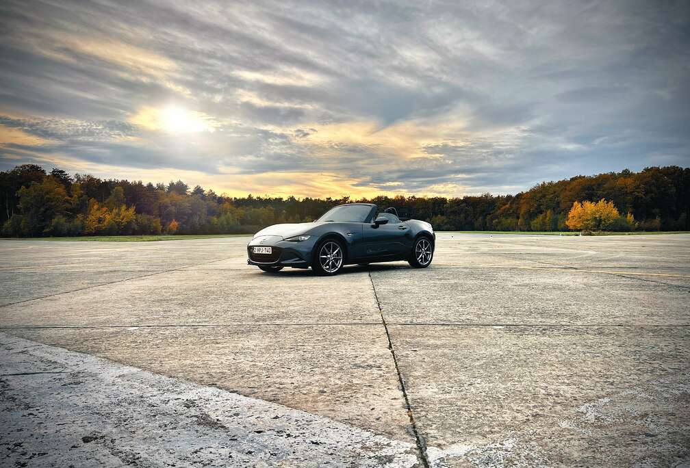 Mazda 2.0 SkyActive /bilstein/recaro/Bose