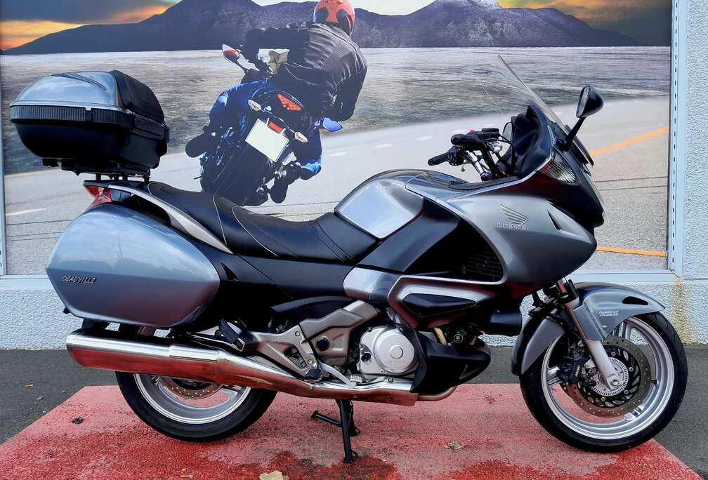 Honda DEAUVILLE