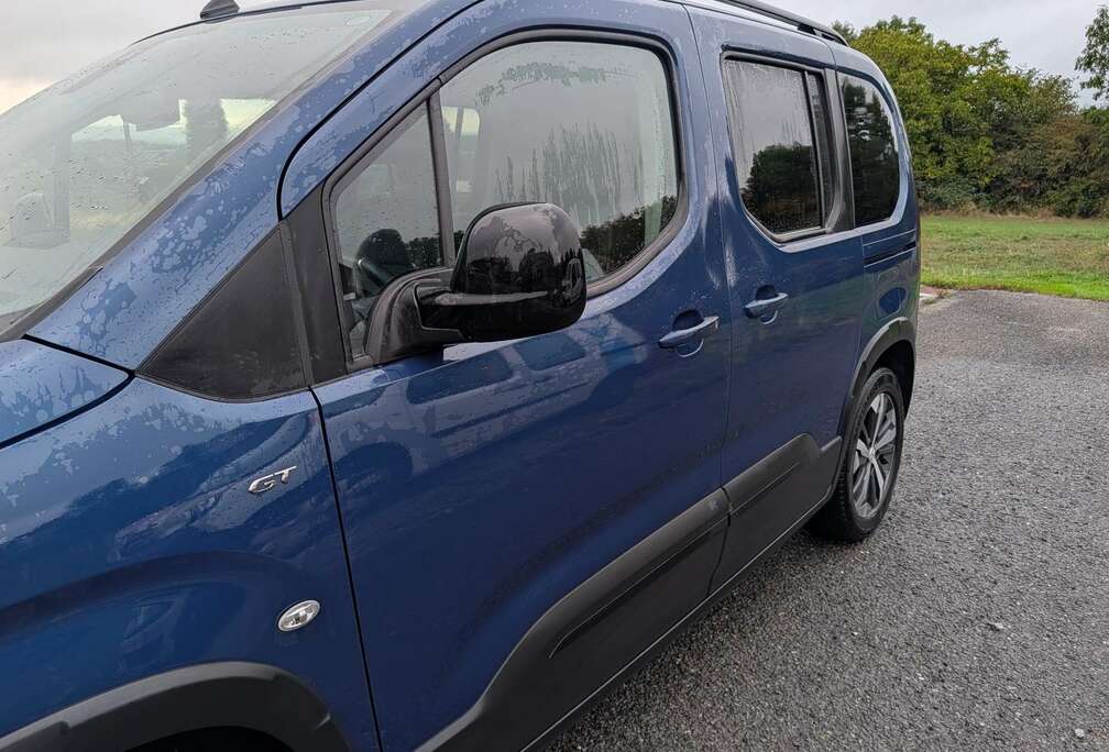 Peugeot 50 kWh Standard GT