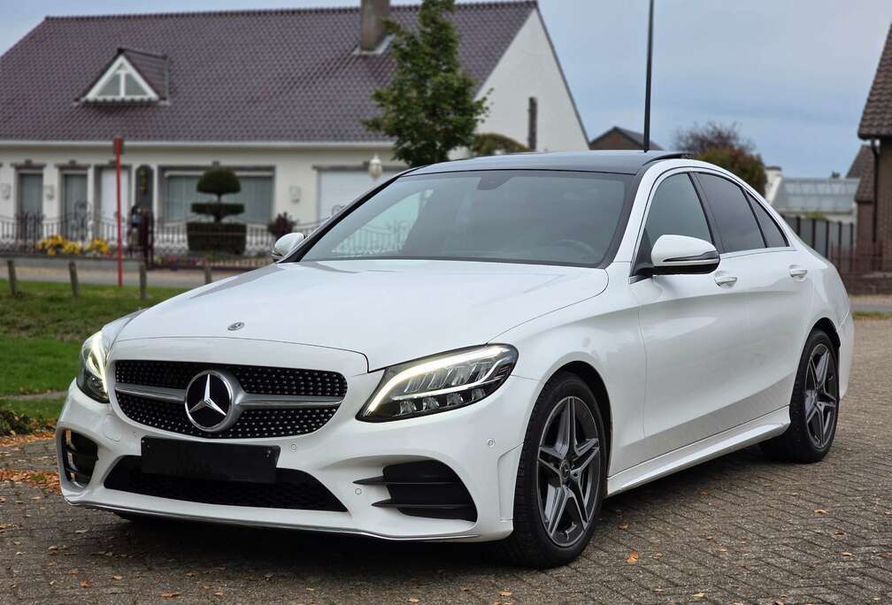 Mercedes-Benz d AMG Pack * 9G-TRONIC * Pano * Full Option *