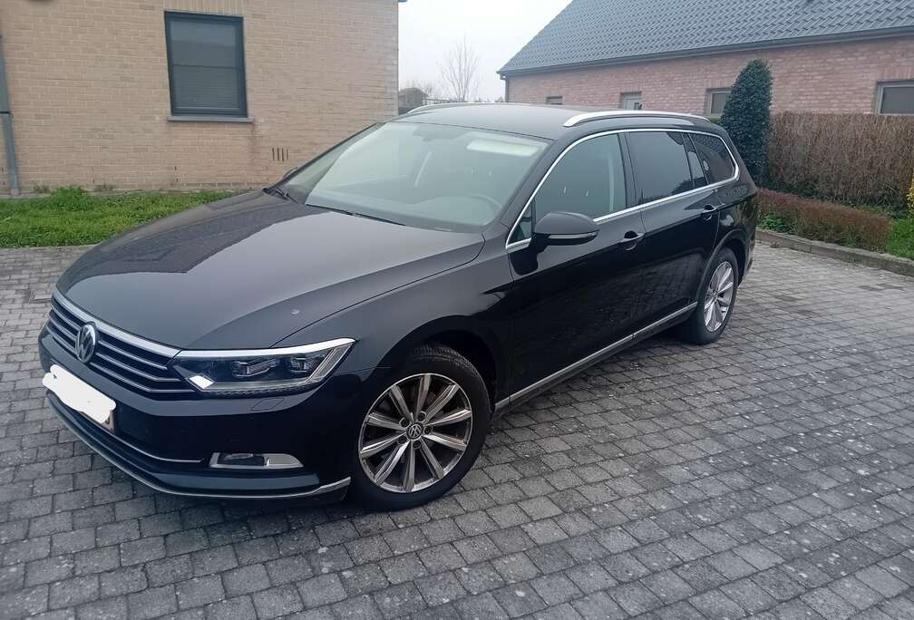 Volkswagen Passat 1.6 TDi Highline DSG (EU6.2)