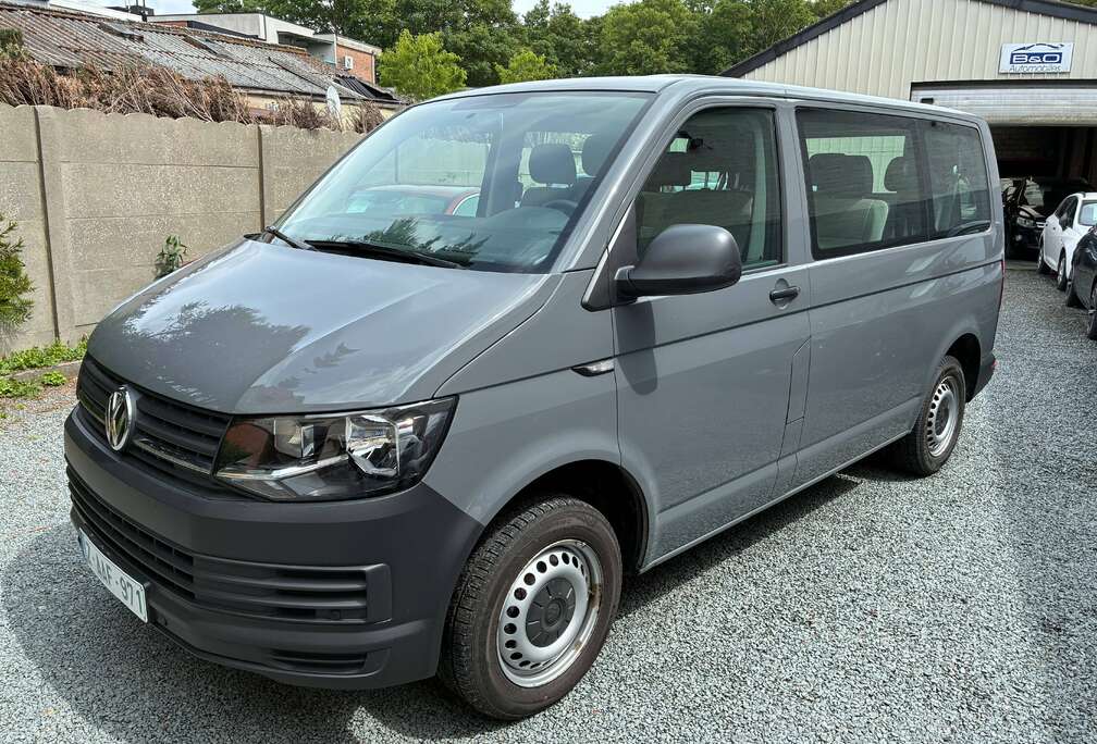 Volkswagen 2.0 TSI BMT MINIBUS 9PL
