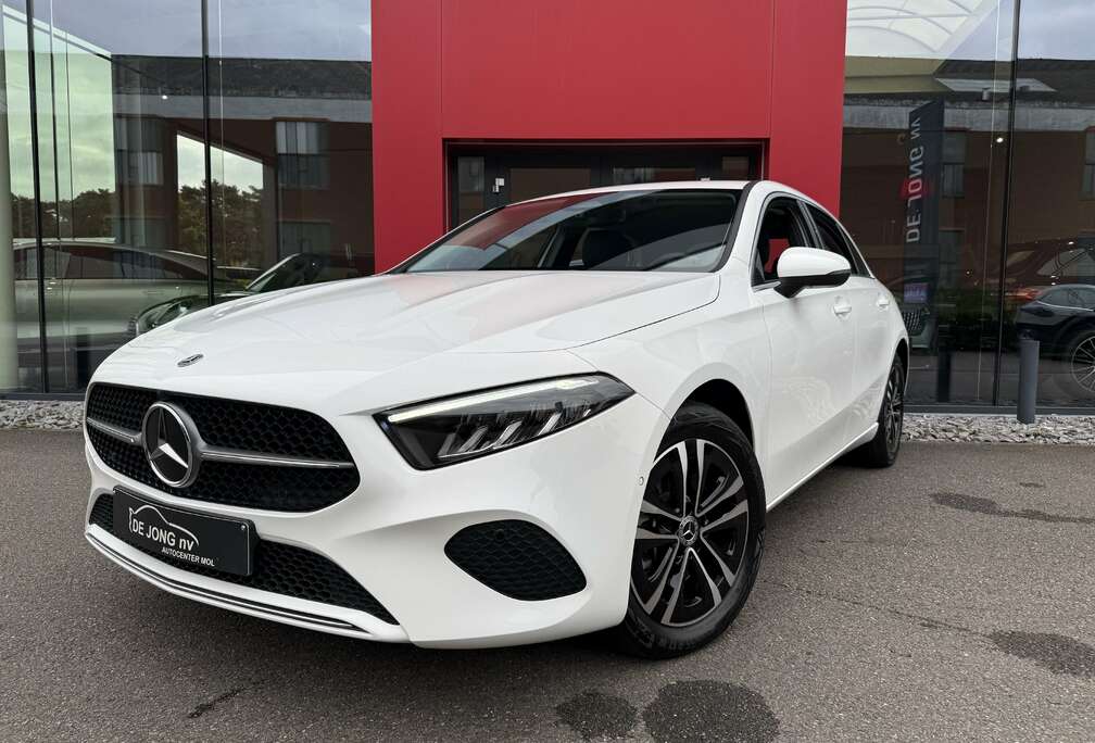 Mercedes-Benz A Sedan 250 e PHEV Business Line NIEUWSTAAT