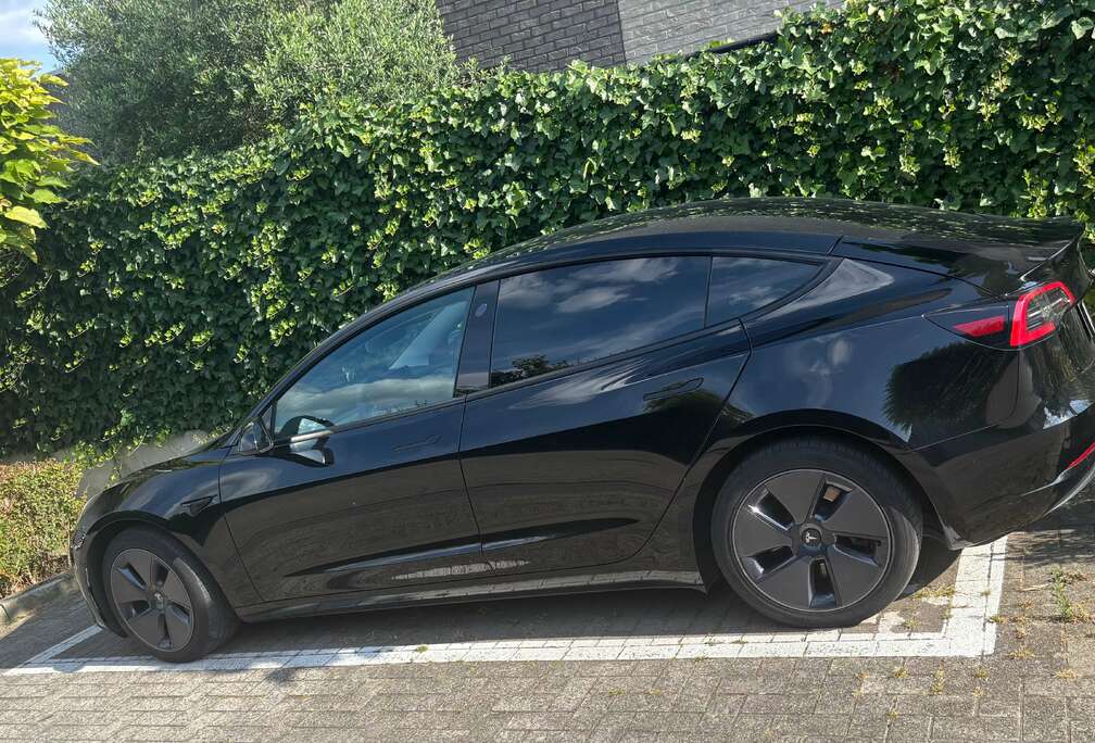 Tesla MODEL 3 Long Range Dual Motor AWD